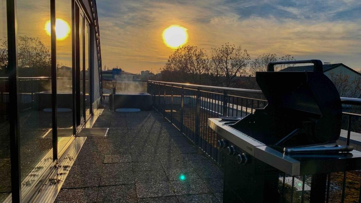 Luxury Penthouse Jacuzzi, Pool Table, Bbq & Desks Hotel Berlijn